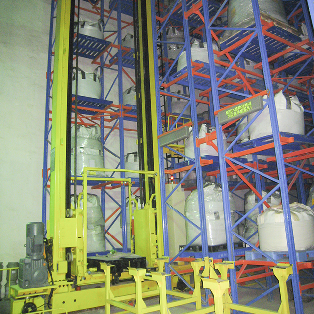 Selektif ASRS Lift Stacker Crane Pallet Warehouse Animasi