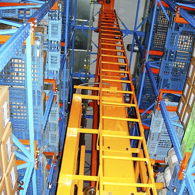 Selektif ASRS Lift Stacker Crane Pallet Warehouse Animasi