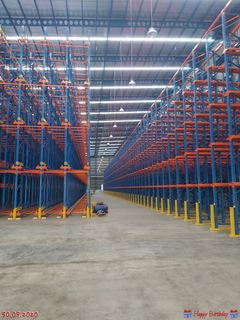 Drive In Gudang Racking Pallet Drive Industri Dalam Sistem Racking Pallet