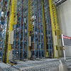 Racking Gudang ASRS Mengelola Sistem Penyortiran Roller Conveyor 