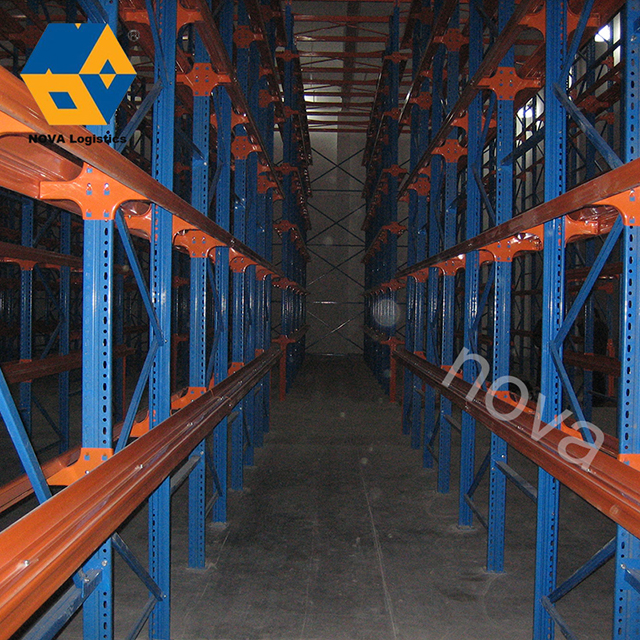 Jangkau Truk Heavy Duty Drive di Gudang Automatic Pallet Shuttle Racking